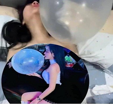 phim sex gái xinh live 2 ngày khoái pha với cô bạn thân của eny khi cô ấy đi vắng